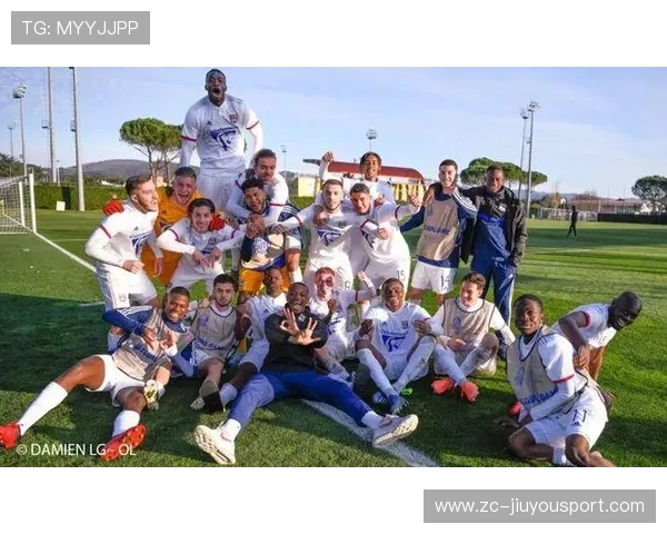 里昂拟在一线加入更多外籍技术教练提升打法