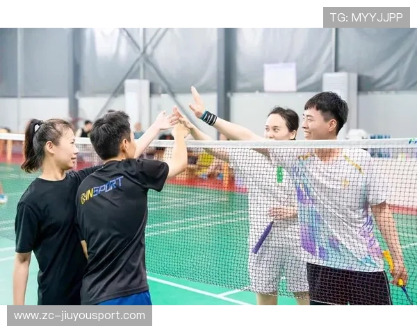 球员在友谊赛中披露心路历程感动球迷，球友情谊